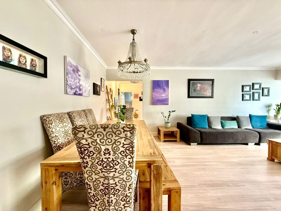 1 Bedroom Property for Sale in Mouille Point Western Cape